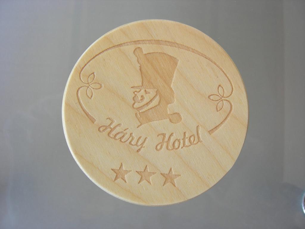 Hary Hotel Kecskemét Exteriör bild