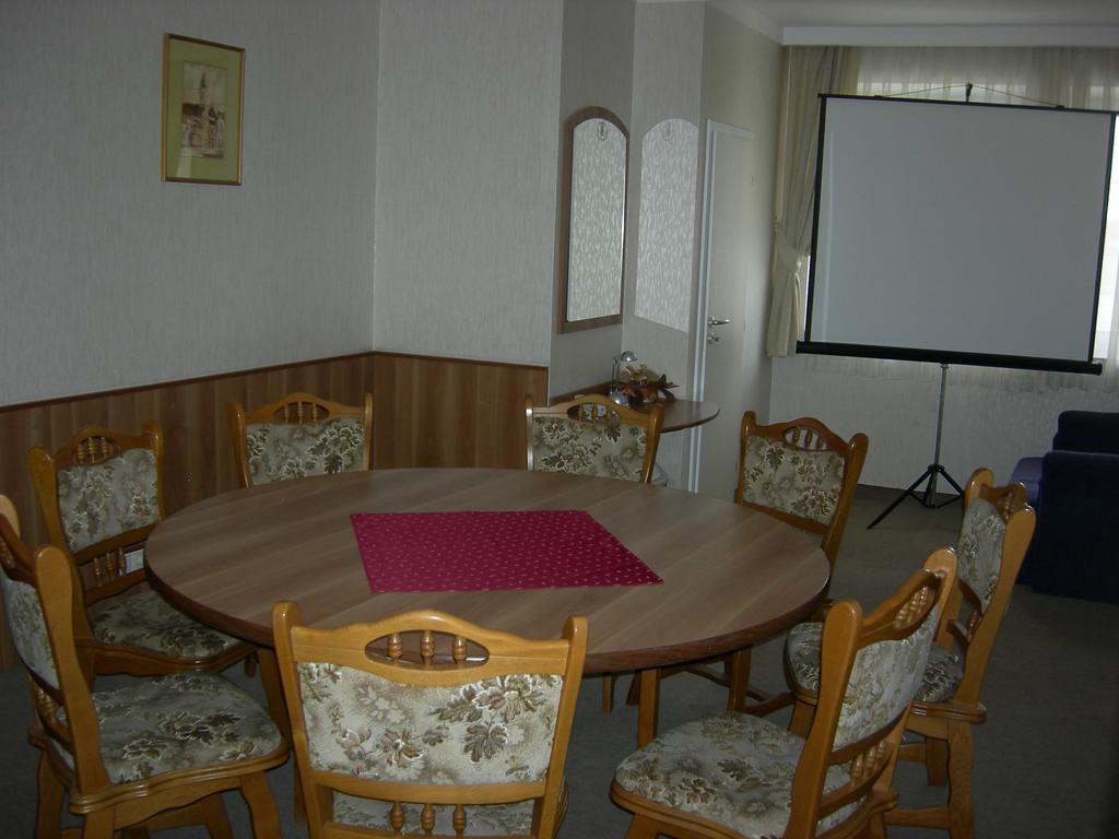 Hary Hotel Kecskemét Rum bild